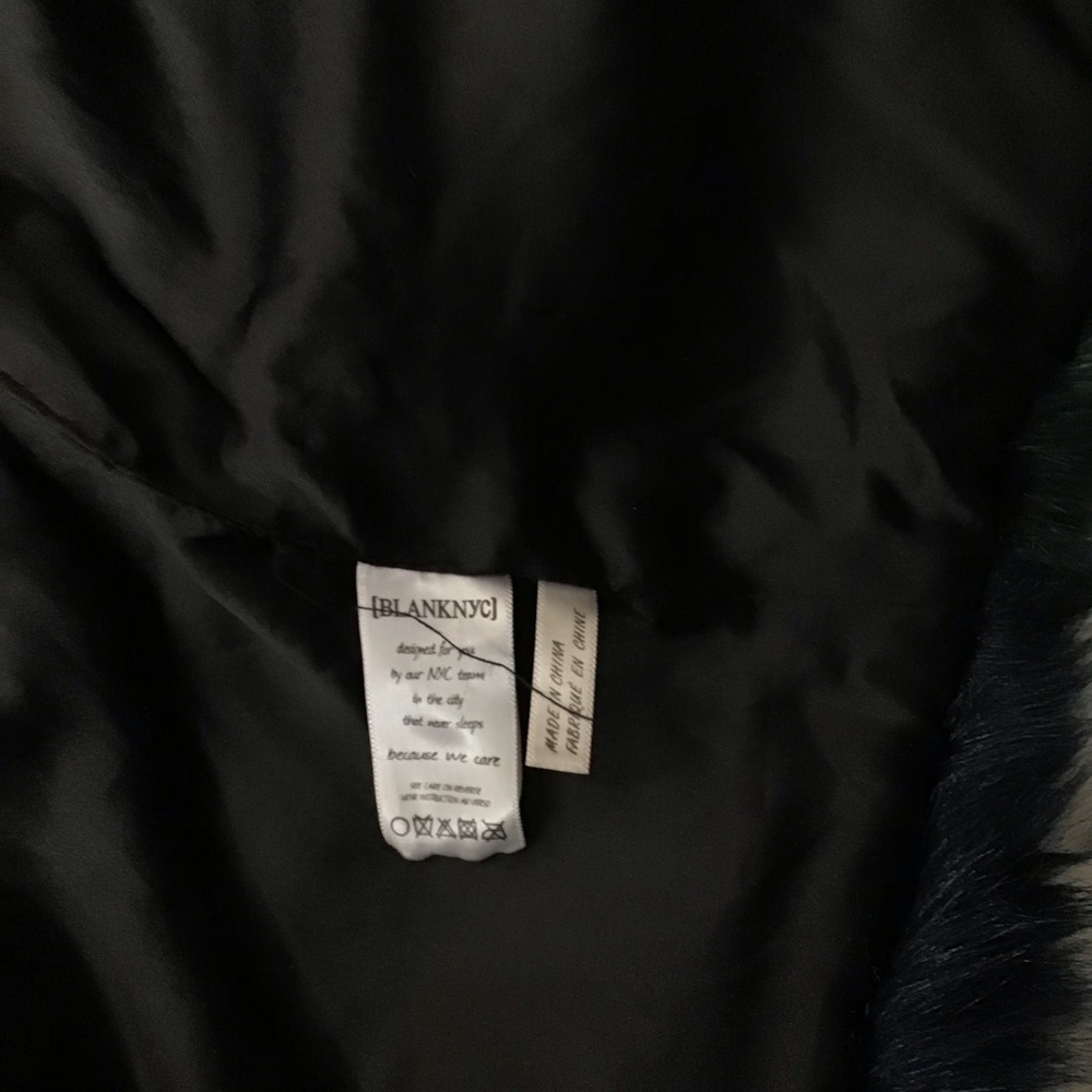 Blank NYC faux fur vest size xs - Picture 8 of 8
